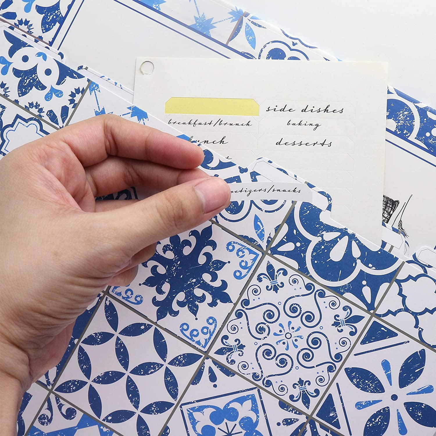 Cookbook Recipe Binder/Organizer, 3-Ring Binder to Hold Recipe Cards, Matching Recipe Cards Included